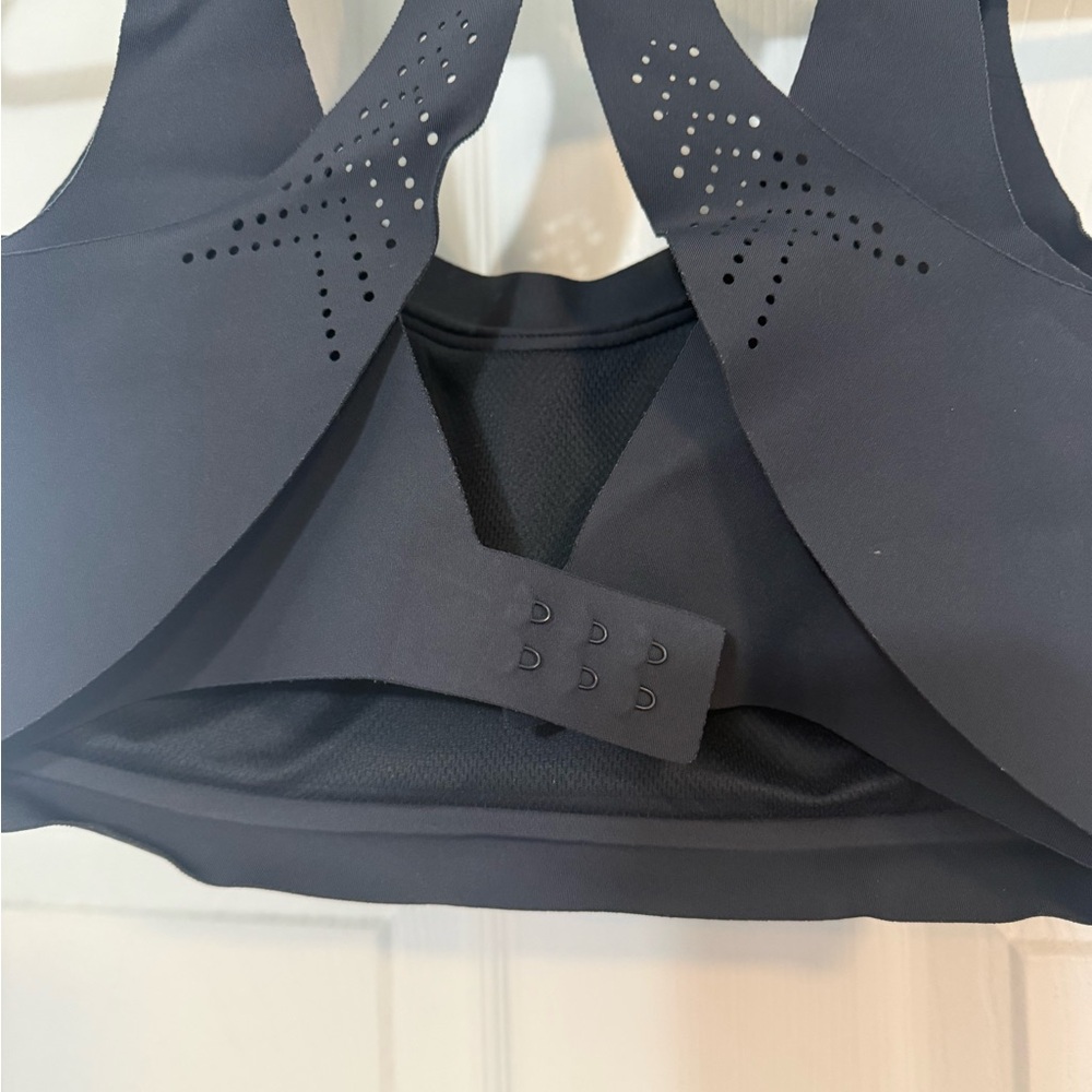 Victoria’s Secret Sport Women's Dark Gray Sports Bra - Picture 3 of 4